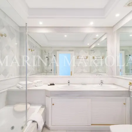 Marina Mariola דירה *